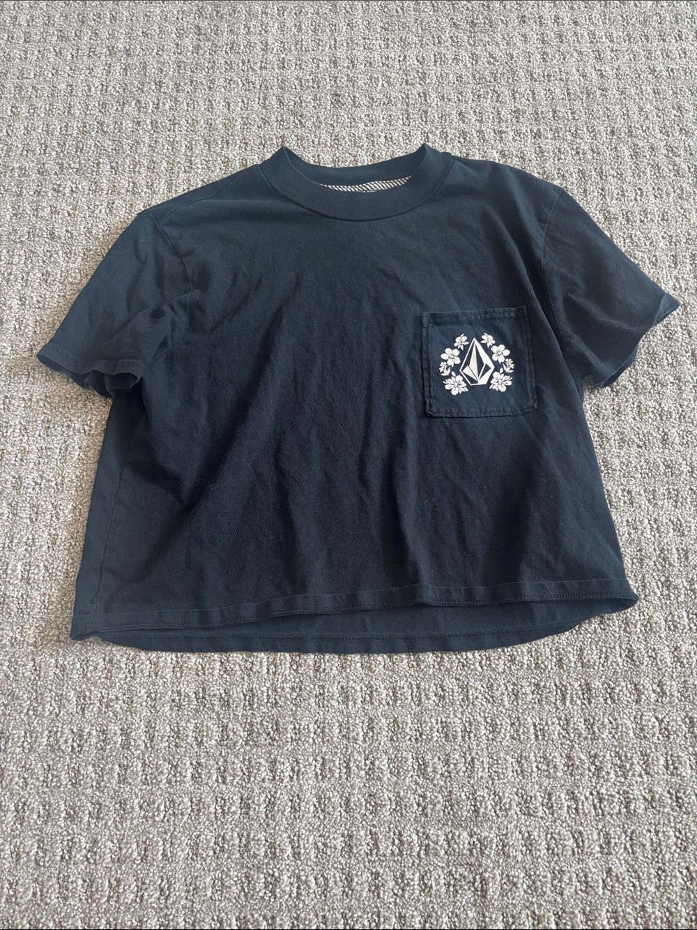 Volcom Black Pocket Logo Crop Tee - Kids
